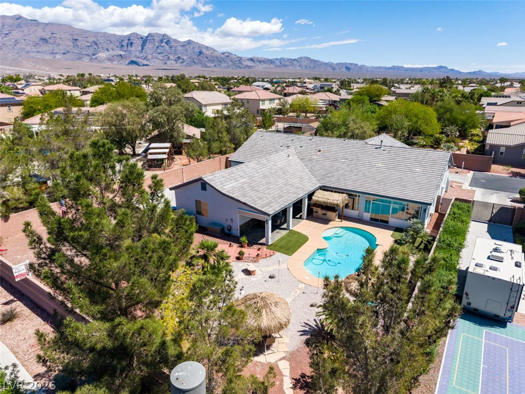 8125 Soledad Canyon, Las Vegas, NV 89131