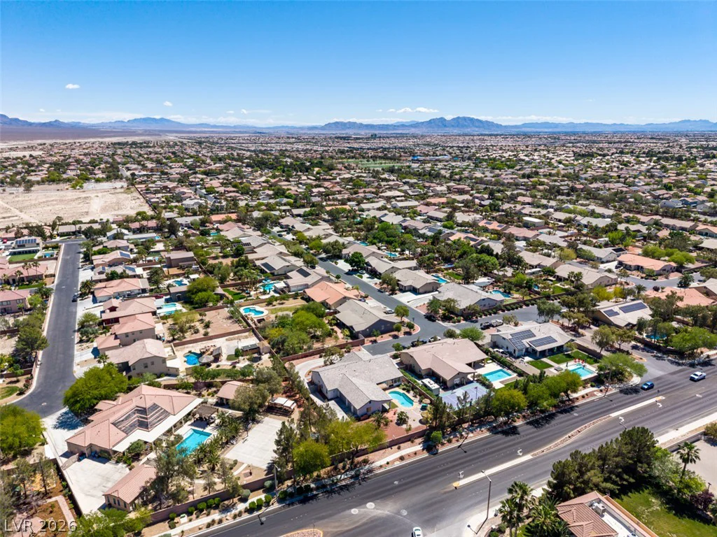 8125 Soledad Canyon, Las Vegas, NV 89131