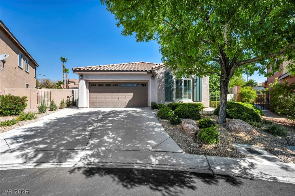 11464 Diveley, Las Vegas, NV 89138