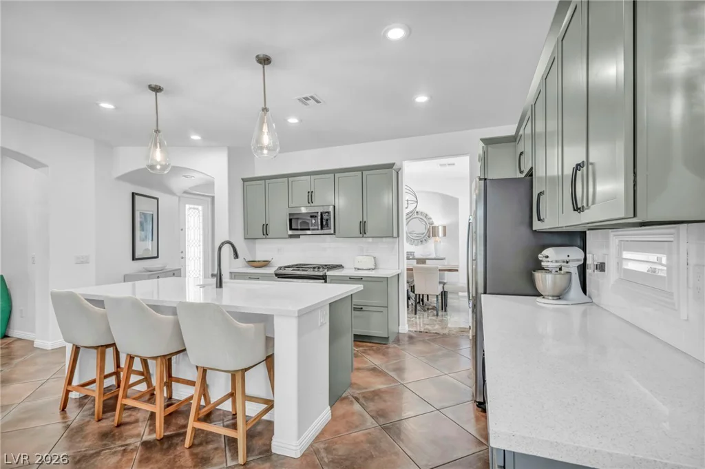 11464 Diveley, Las Vegas, NV 89138