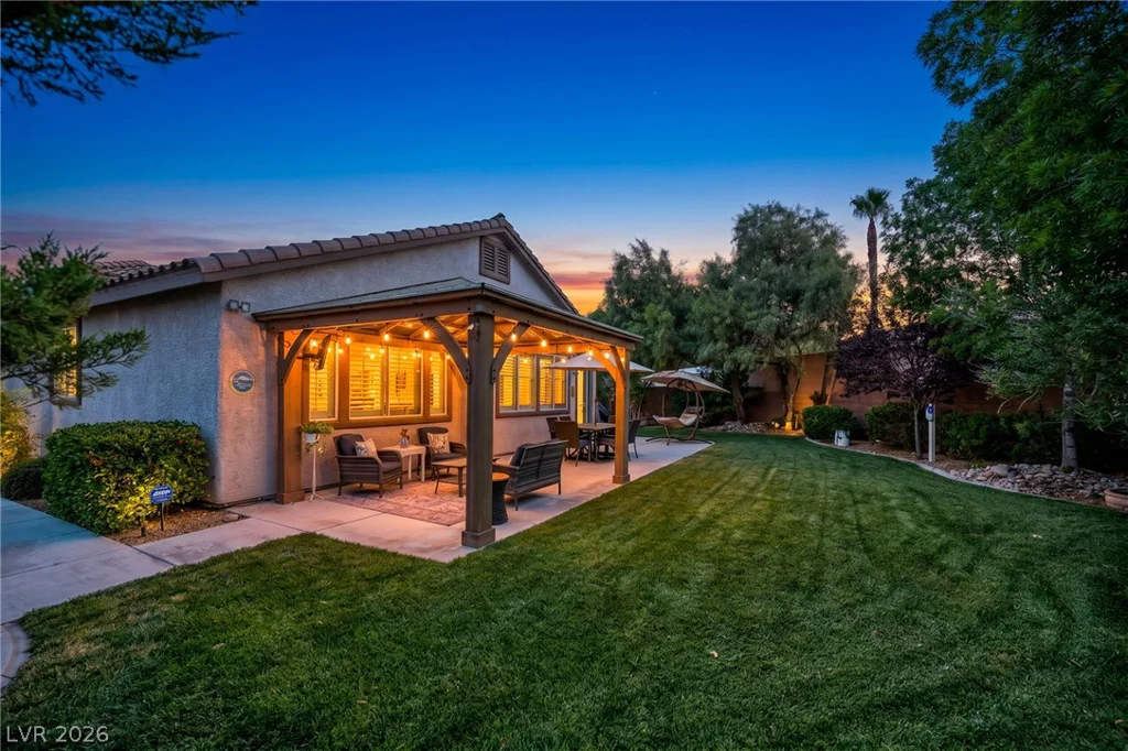 11464 Diveley, Las Vegas, NV 89138