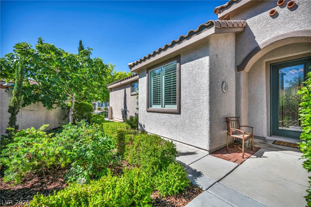 11464 Diveley, Las Vegas, NV 89138