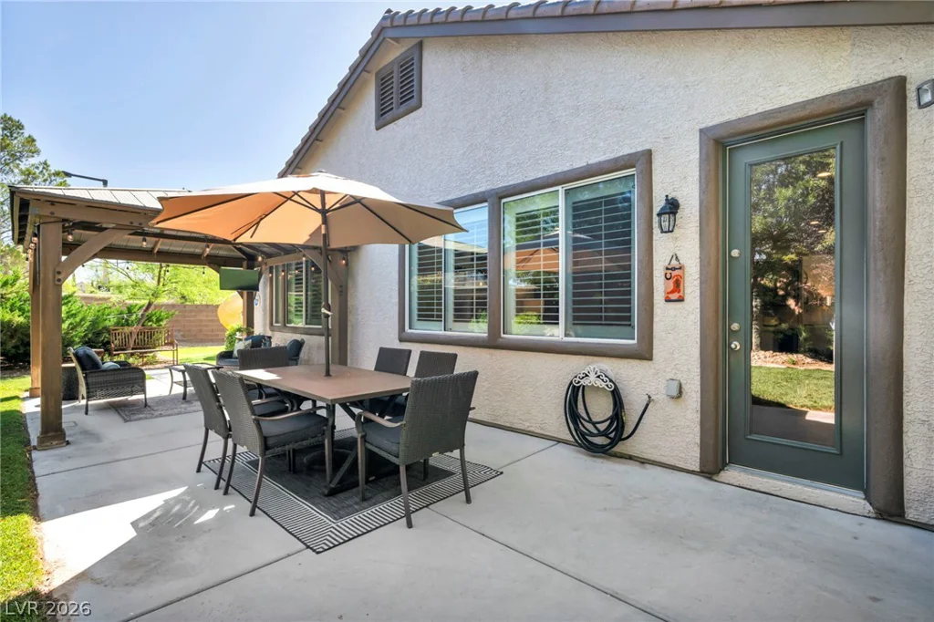 11464 Diveley, Las Vegas, NV 89138