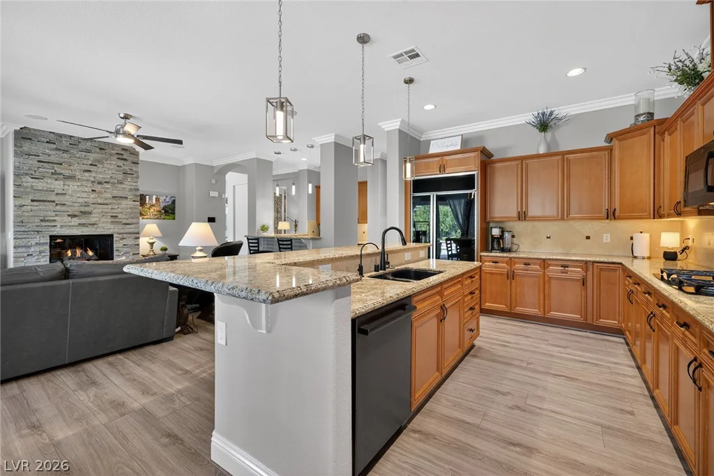 5594 Sumac Ridge, Las Vegas, NV 89149