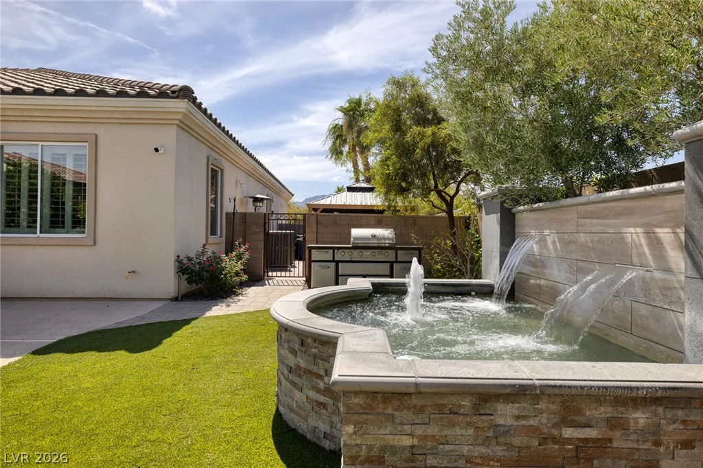 5594 Sumac Ridge, Las Vegas, NV 89149
