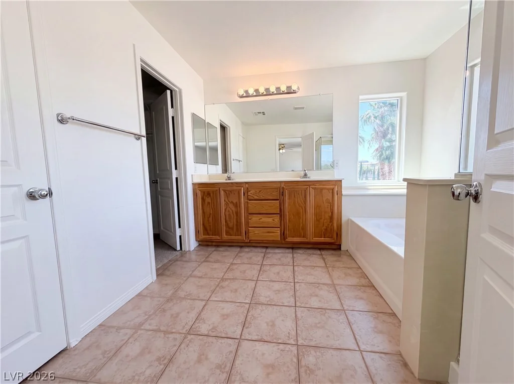 4220 Iris Pearl, North Las Vegas, NV 89031