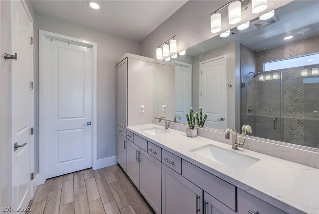 9584 SARD, Las Vegas, NV 89143