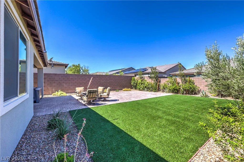 9584 SARD, Las Vegas, NV 89143