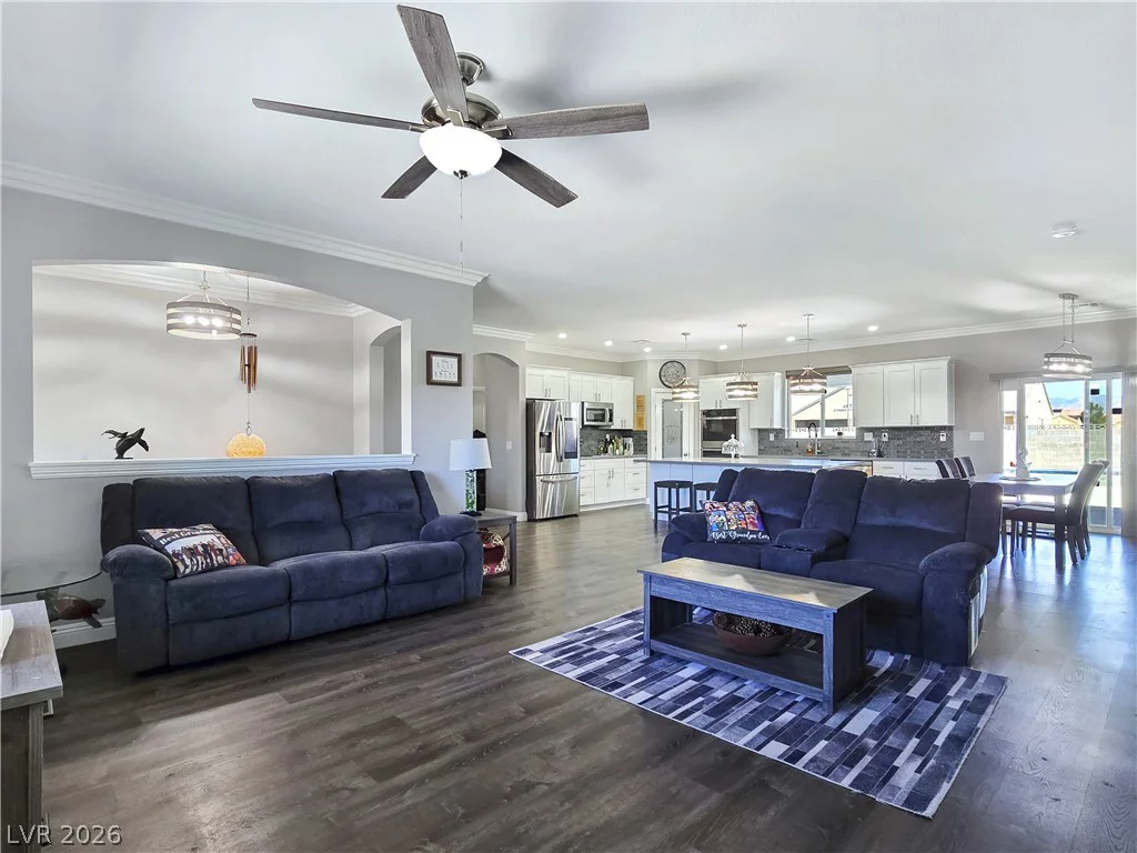 6611 Parkwood, Pahrump, NV 89061