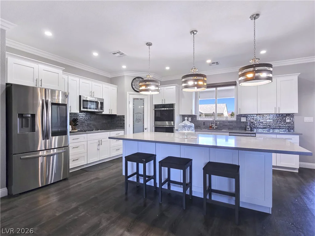 6611 Parkwood, Pahrump, NV 89061