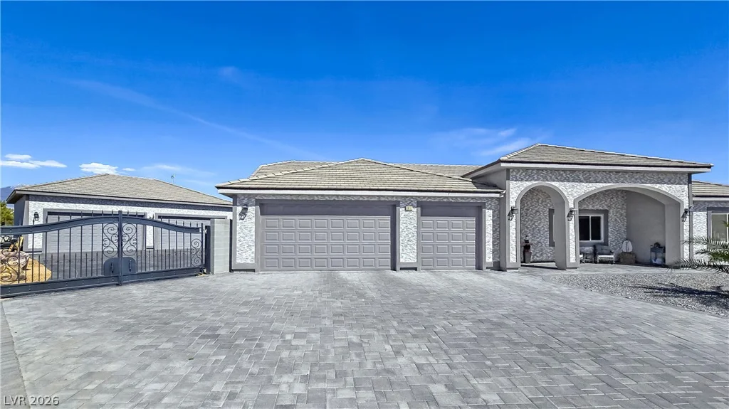 6611 Parkwood, Pahrump, NV 89061