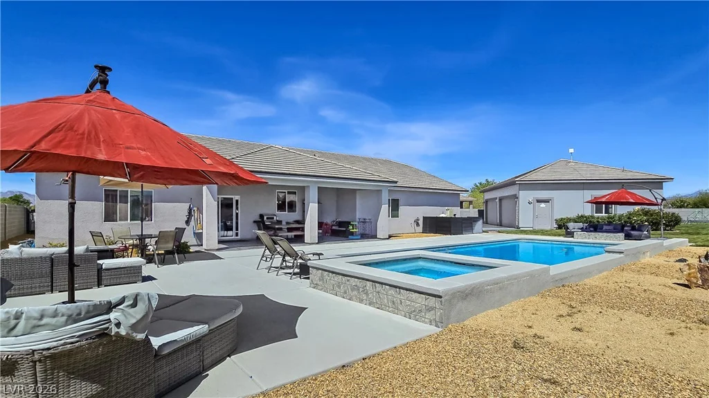 6611 Parkwood, Pahrump, NV 89061