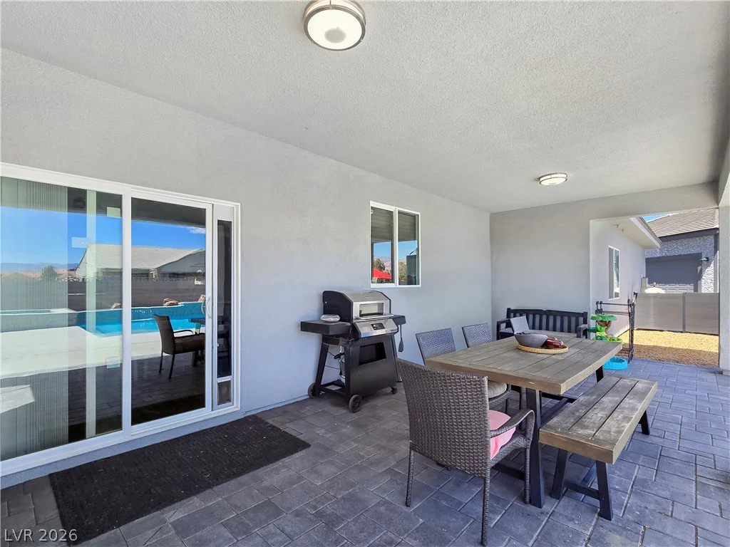 6611 Parkwood, Pahrump, NV 89061
