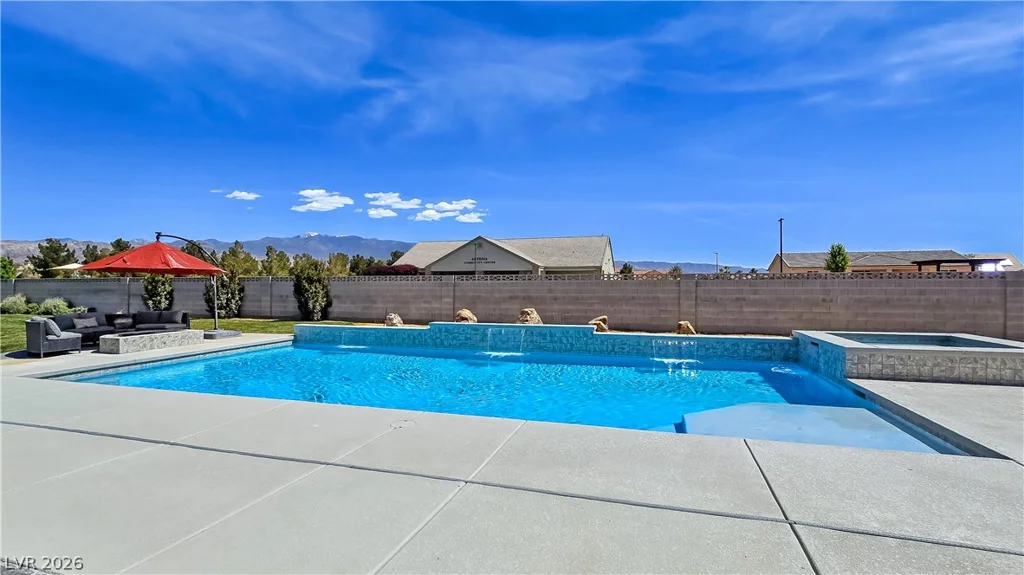 6611 Parkwood, Pahrump, NV 89061