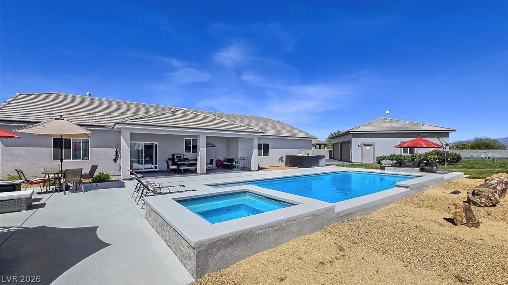 6611 Parkwood, Pahrump, NV 89061