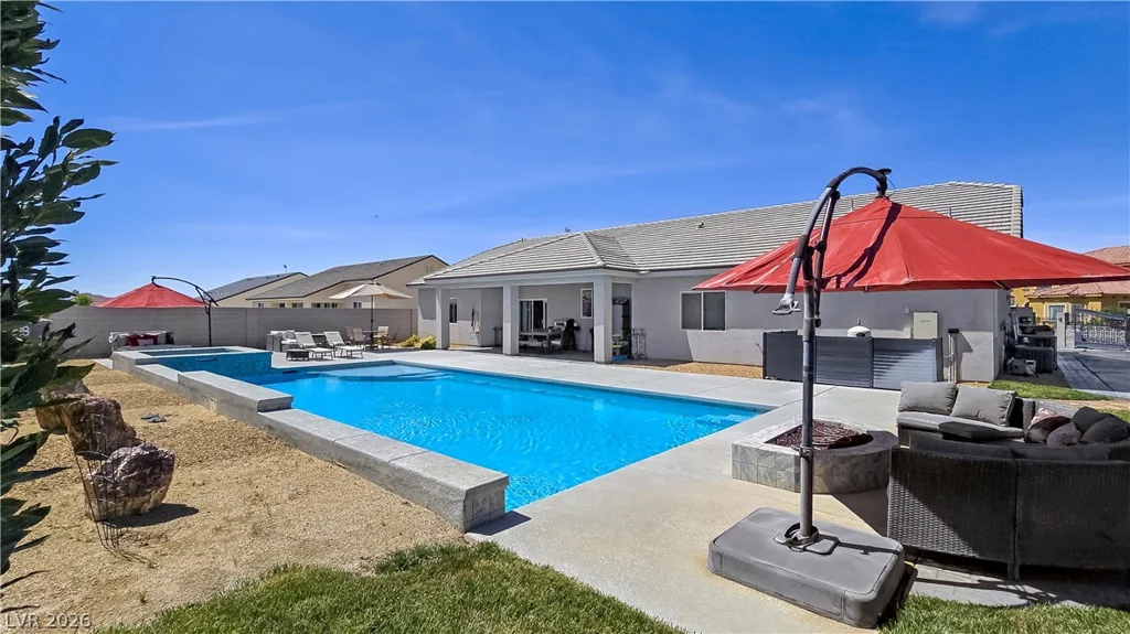 6611 Parkwood, Pahrump, NV 89061