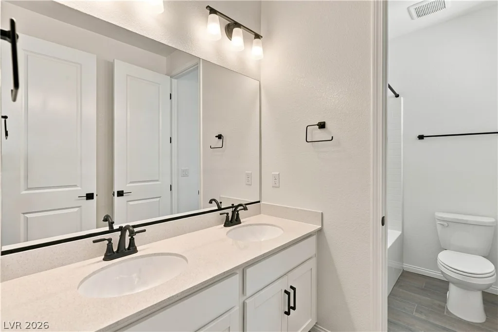 5155 Dustin Keller, Las Vegas, NV 89139
