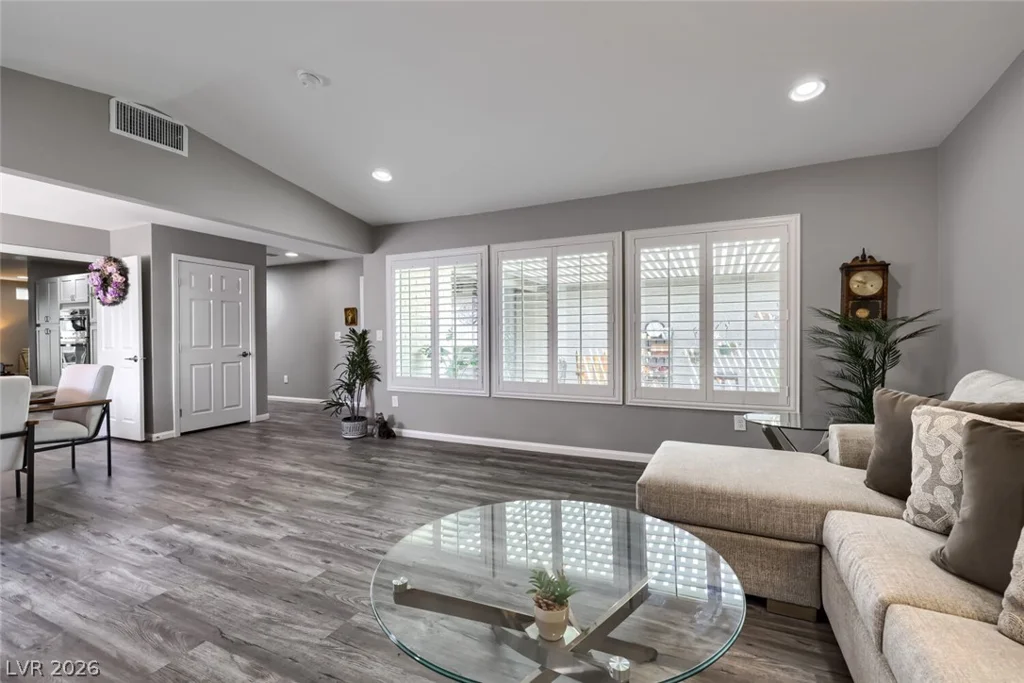 4005 Maryland, Las Vegas, NV 89121