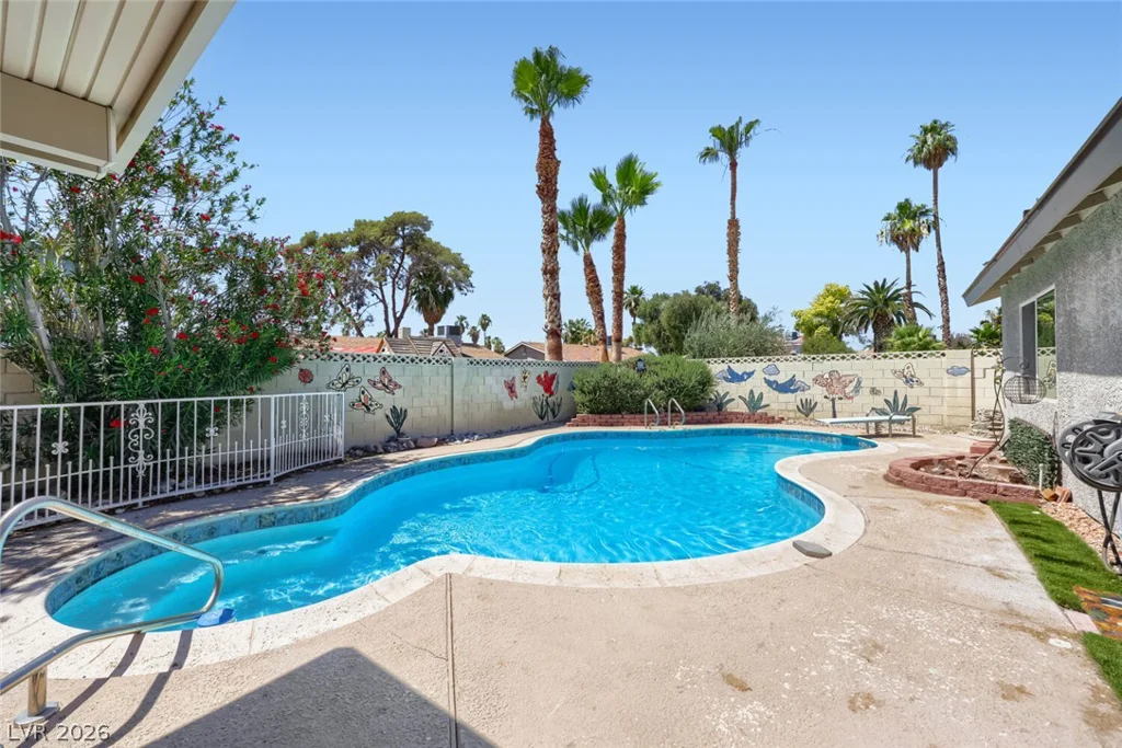 4005 Maryland, Las Vegas, NV 89121