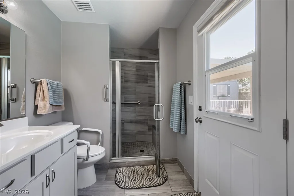 4005 Maryland, Las Vegas, NV 89121