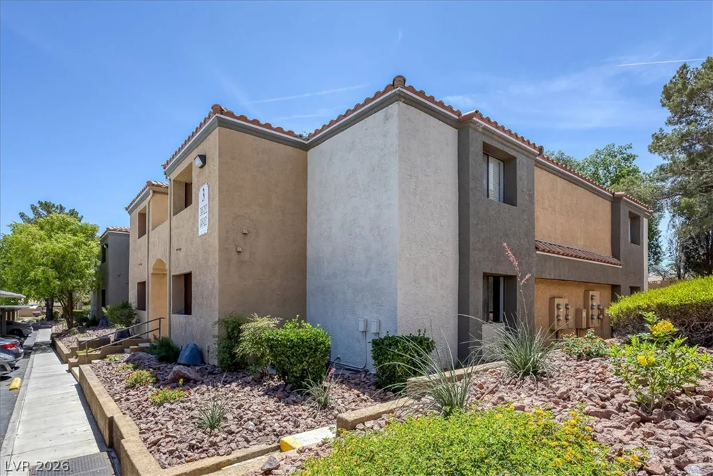 3151 Soaring Gulls, Las Vegas, NV 89128