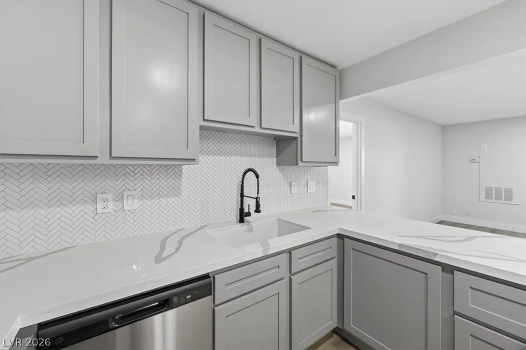 3151 Soaring Gulls, Las Vegas, NV 89128