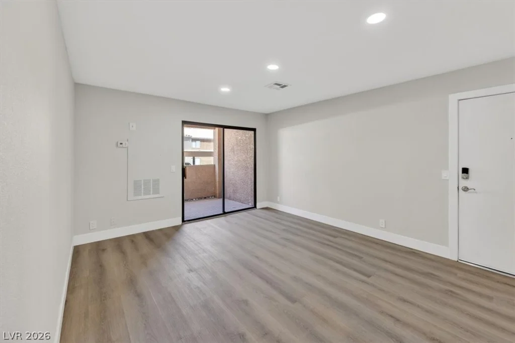 3151 Soaring Gulls, Las Vegas, NV 89128