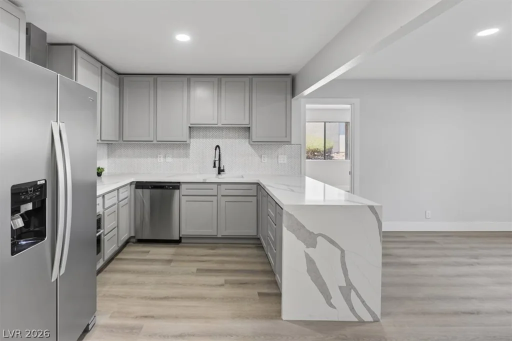 3151 Soaring Gulls, Las Vegas, NV 89128