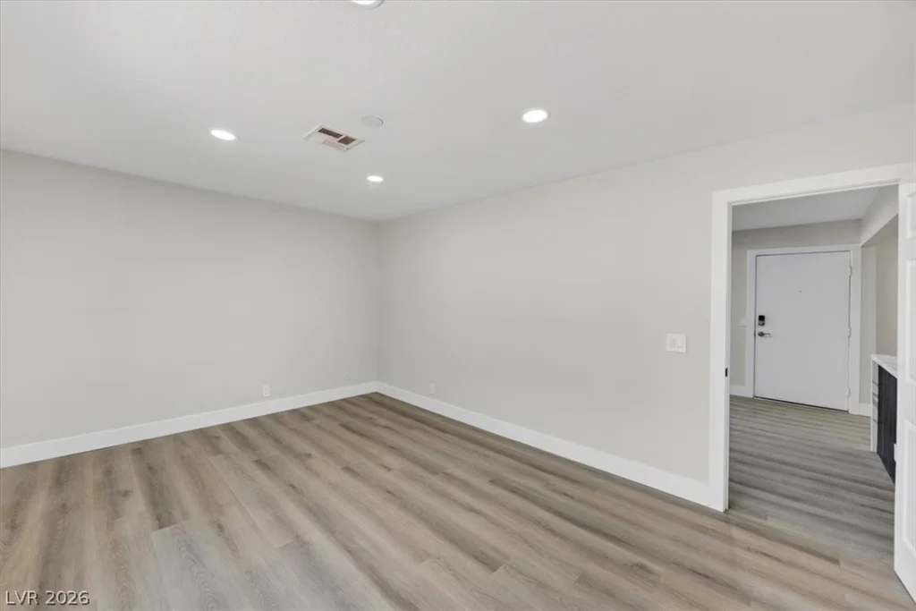 3151 Soaring Gulls, Las Vegas, NV 89128