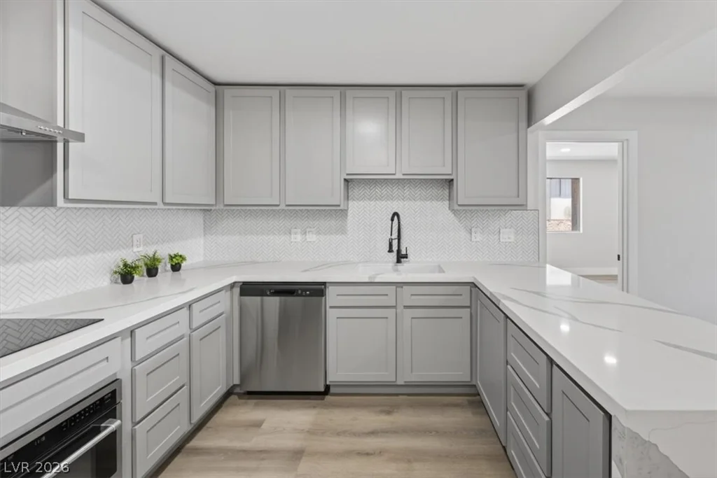 3151 Soaring Gulls, Las Vegas, NV 89128