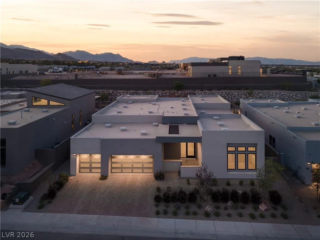 11050 Desert Heights, Las Vegas, NV 89135