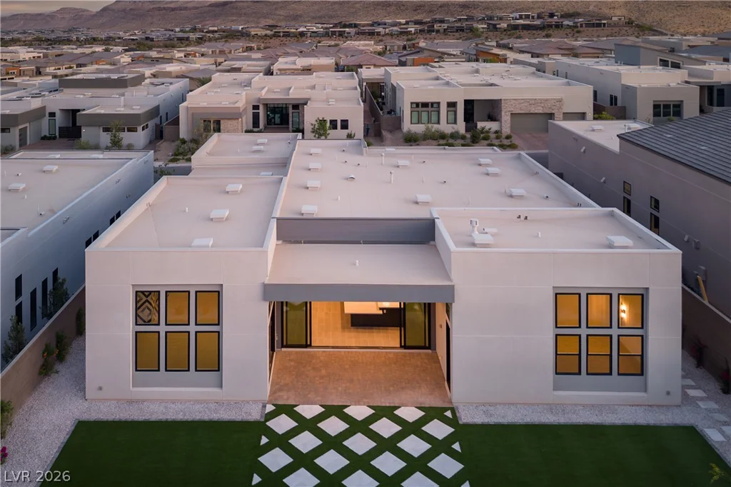 11050 Desert Heights, Las Vegas, NV 89135
