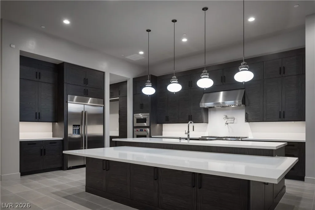 11050 Desert Heights, Las Vegas, NV 89135