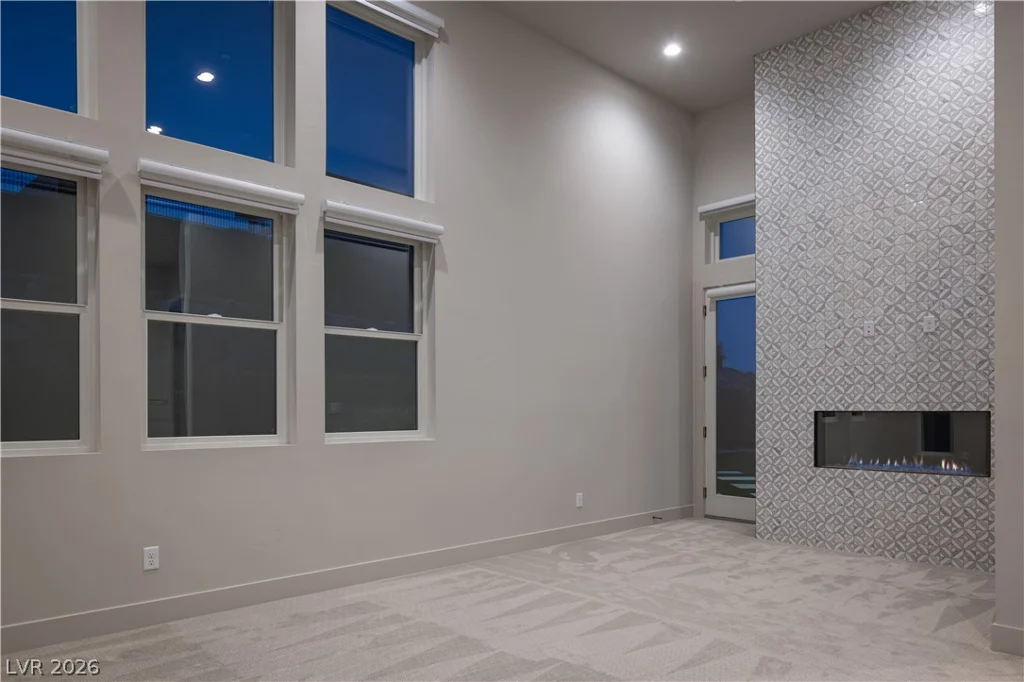 11050 Desert Heights, Las Vegas, NV 89135