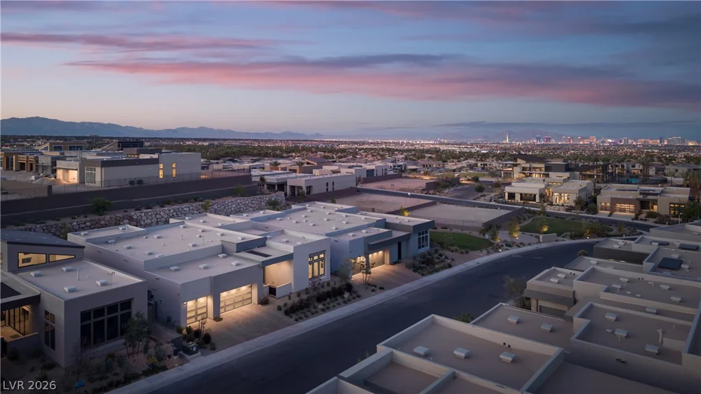 11050 Desert Heights, Las Vegas, NV 89135