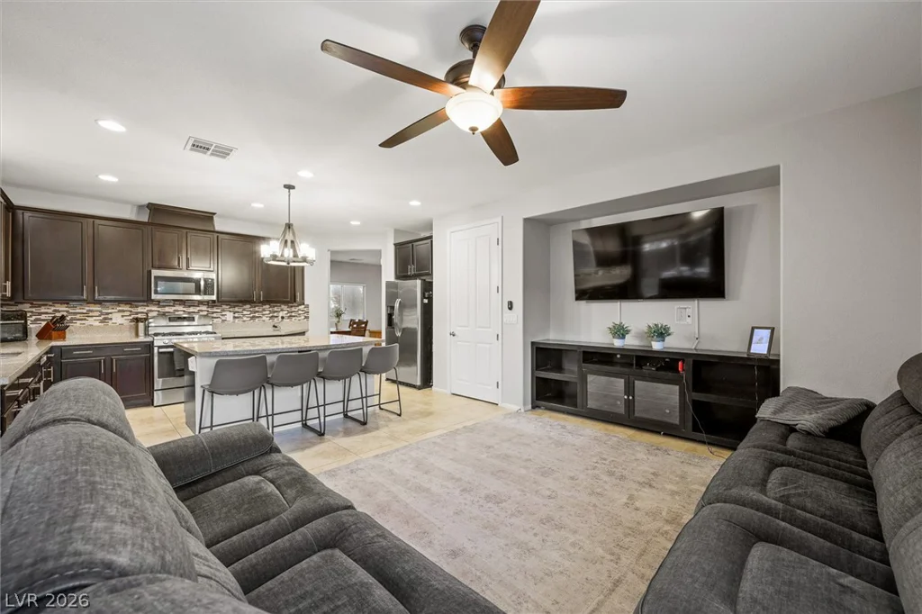1320 Evans Canyon, North Las Vegas, NV 89031