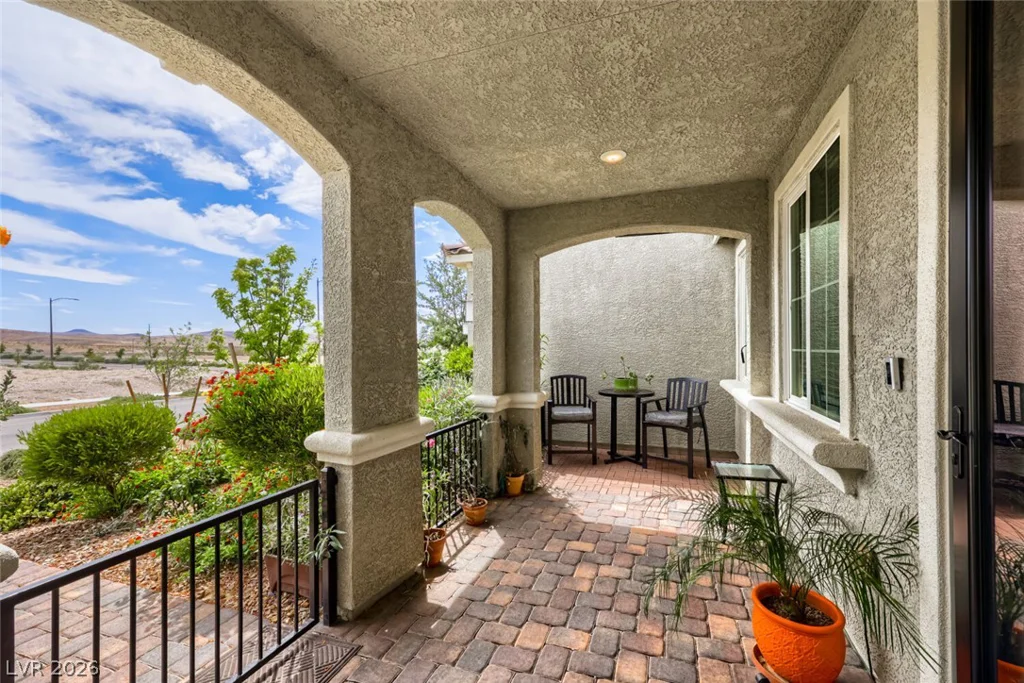 3316 Palindrome, Henderson, NV 89044