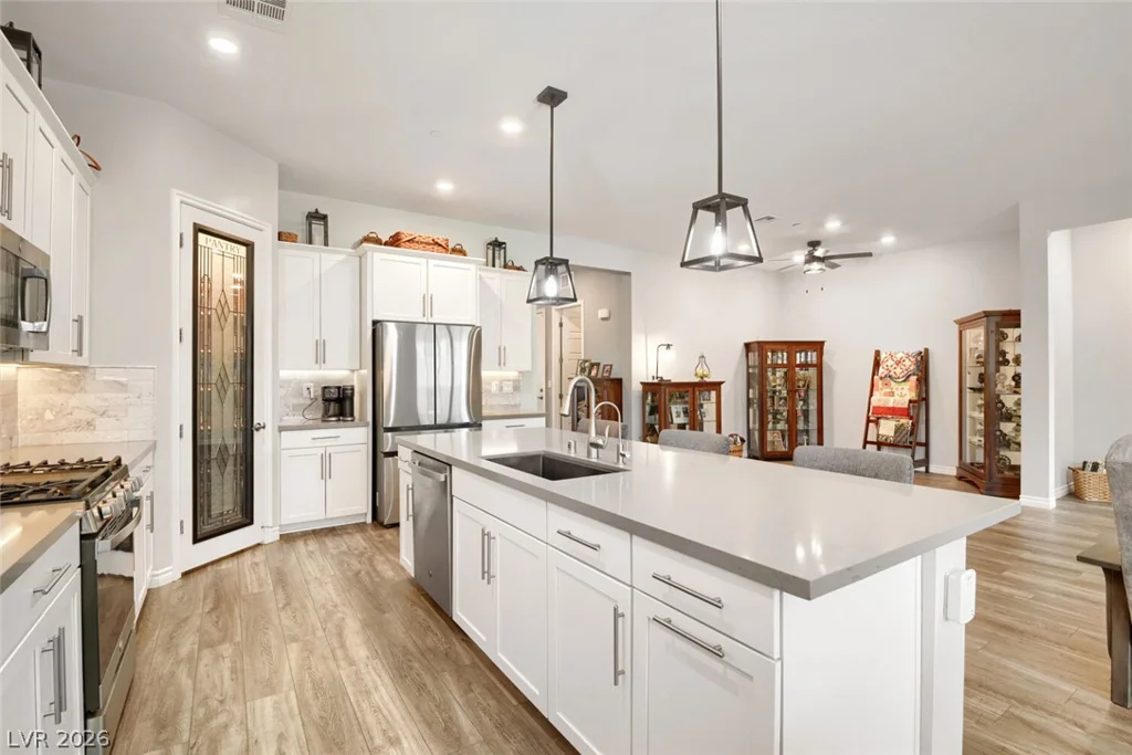 724 Dowland, Henderson, NV 89011