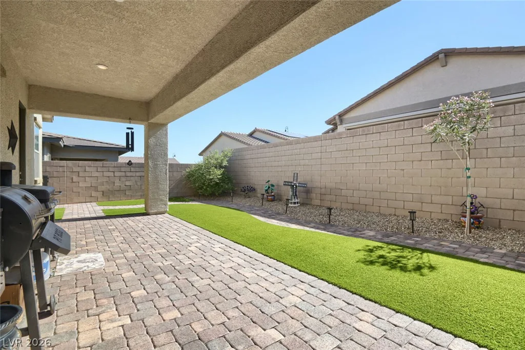 724 Dowland, Henderson, NV 89011