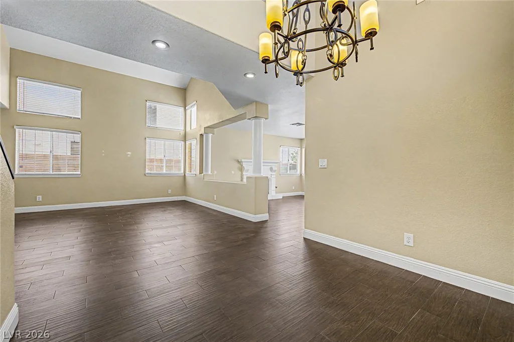 1825 Glenwillow, Las Vegas, NV 89117