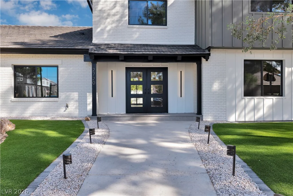 2720 Tioga Pines, Las Vegas, NV 89117