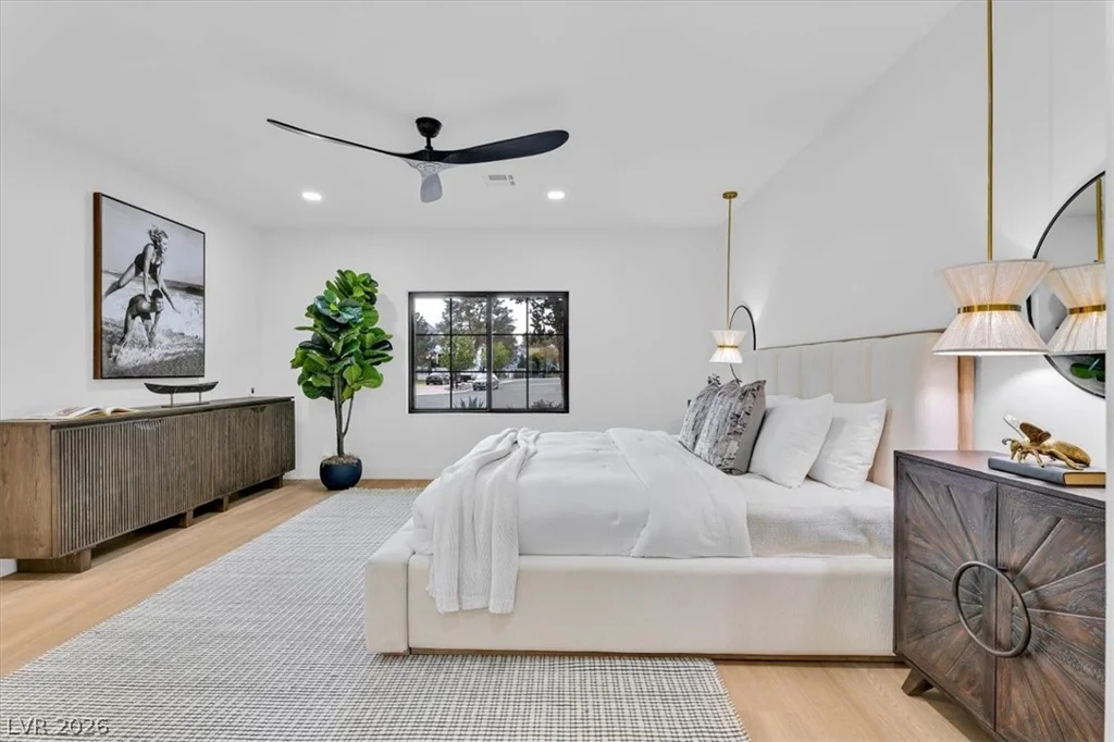 2720 Tioga Pines, Las Vegas, NV 89117