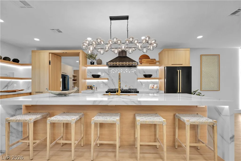 2720 Tioga Pines, Las Vegas, NV 89117