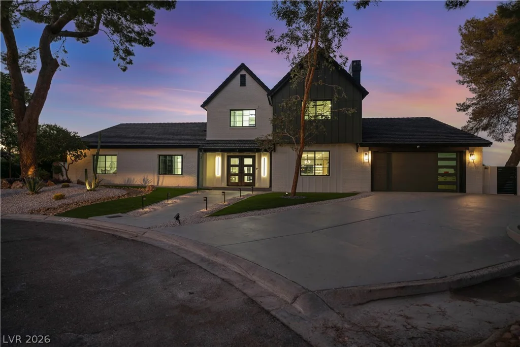 2720 Tioga Pines, Las Vegas, NV 89117