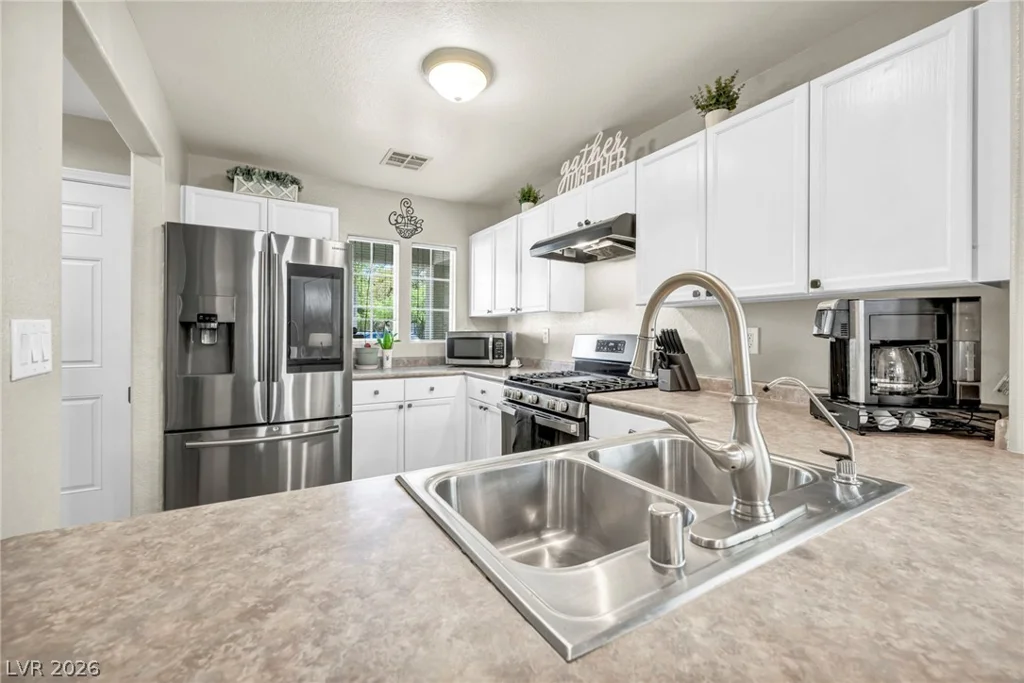 9116 Alluring, Las Vegas, NV 89149