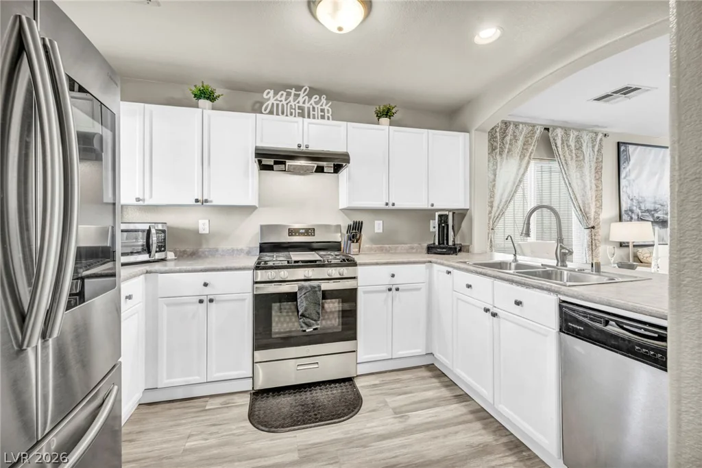 9116 Alluring, Las Vegas, NV 89149