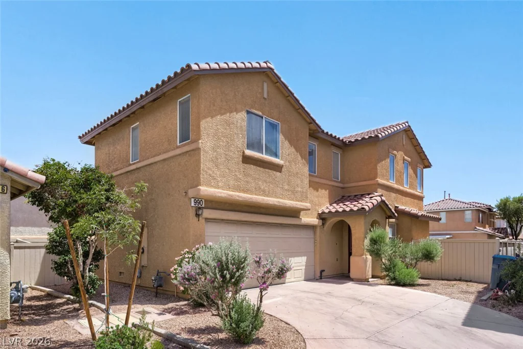 990 Cantabria Heights, Las Vegas, NV 89183