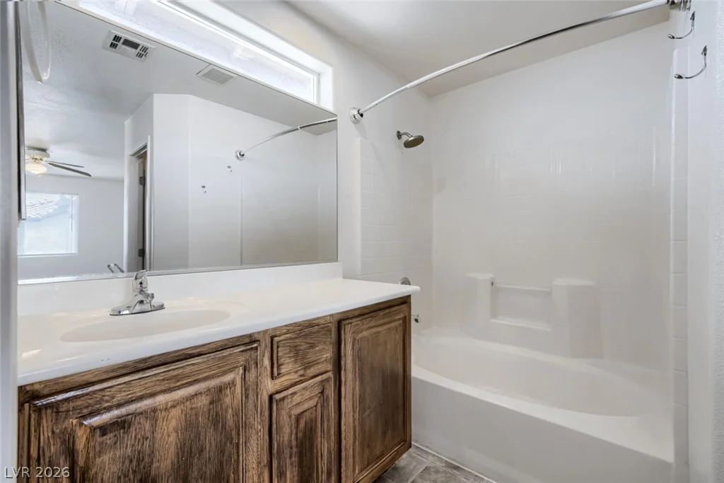 990 Cantabria Heights, Las Vegas, NV 89183