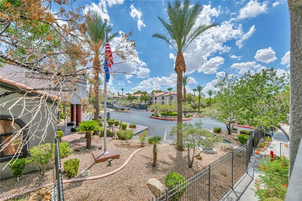 950 Seven Hills, Henderson, NV 89052