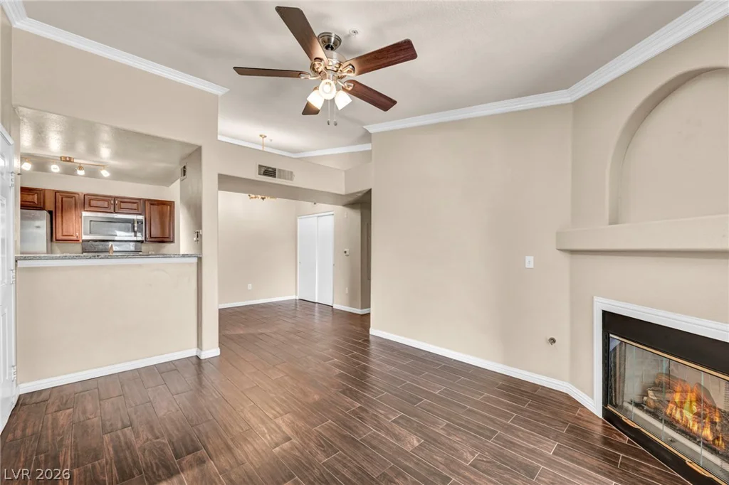 950 Seven Hills, Henderson, NV 89052